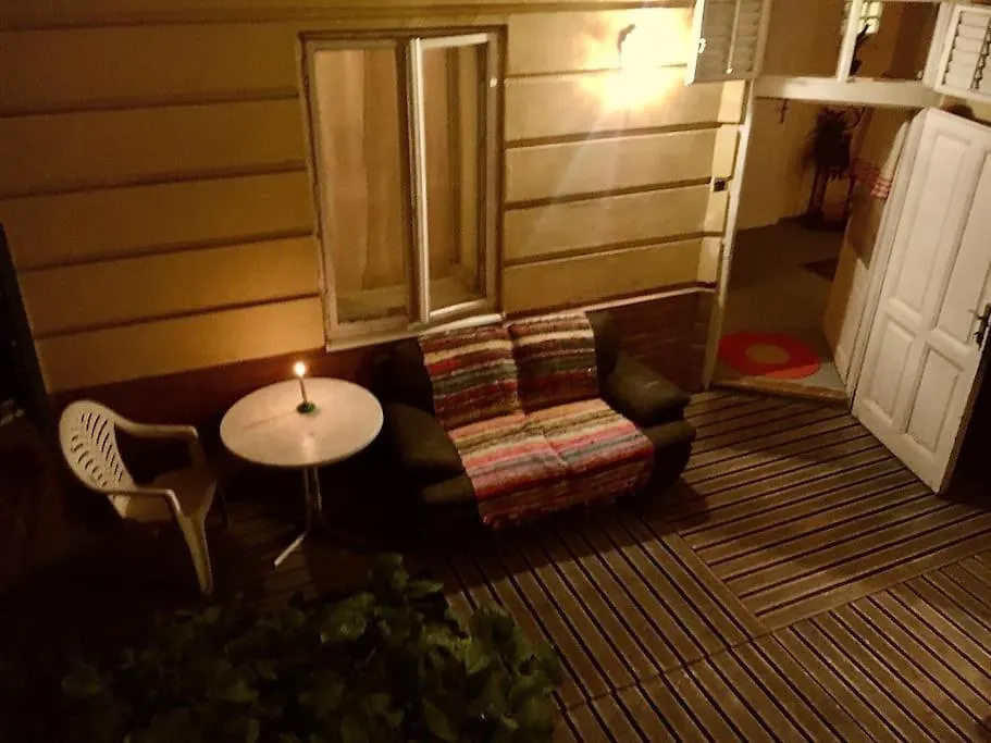 Vintage Studio Apartment, Garden And Free Parking Budapeszt 0*,  Węgry