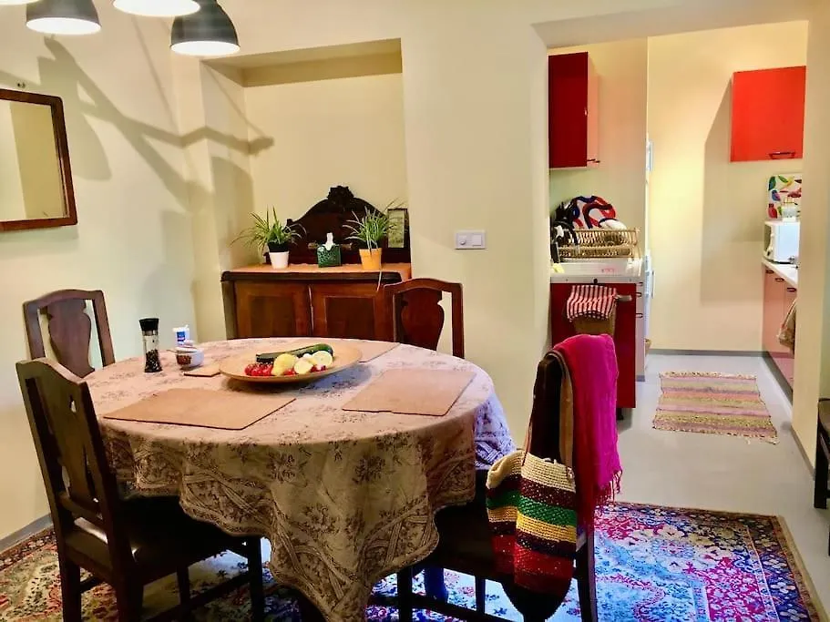 Vintage Studio Apartment, Garden And Free Parking Budapeszt 0*,  Węgry
